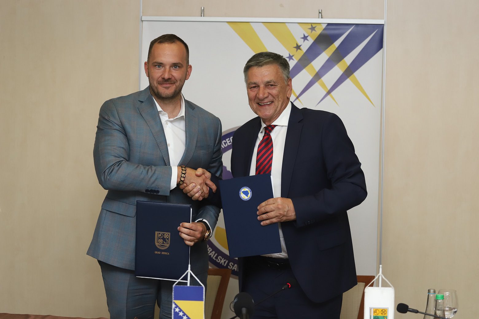 Naslovna slika