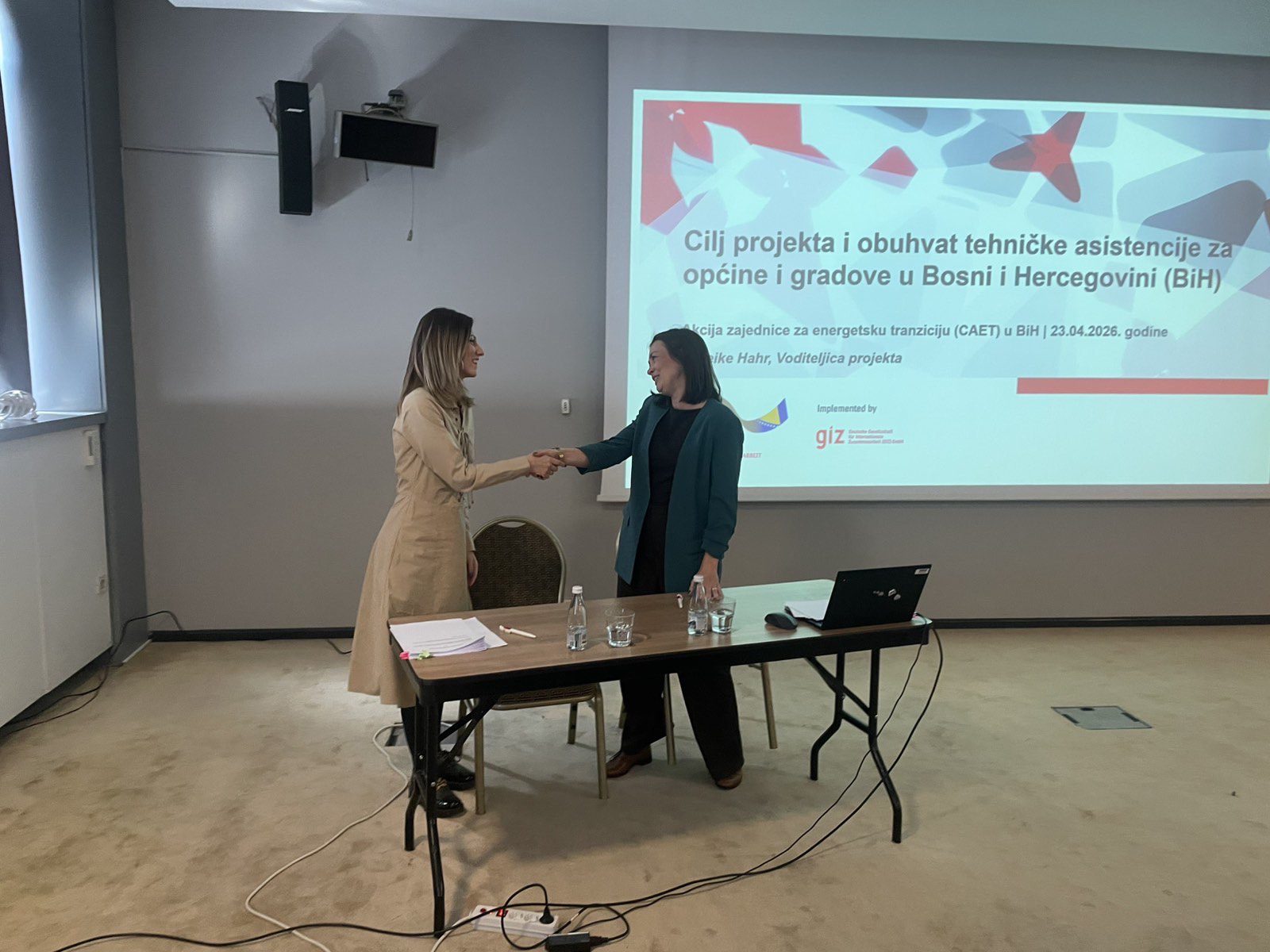 Naslovna slika