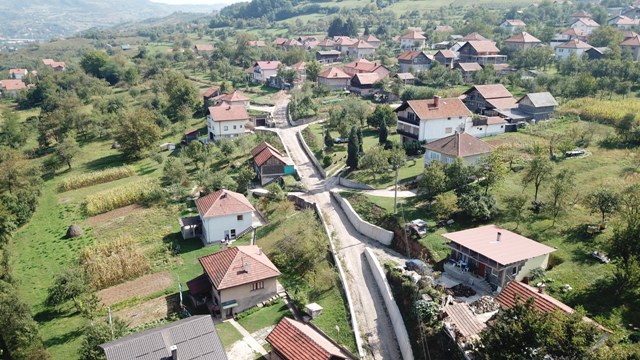 Naslovna slika